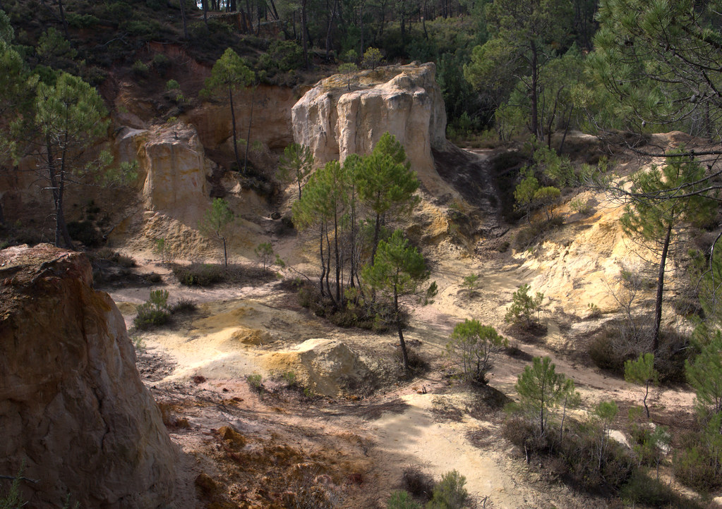 Notes from Roussillon Slow: A Travel Diary — Roussillon, France travel guide
