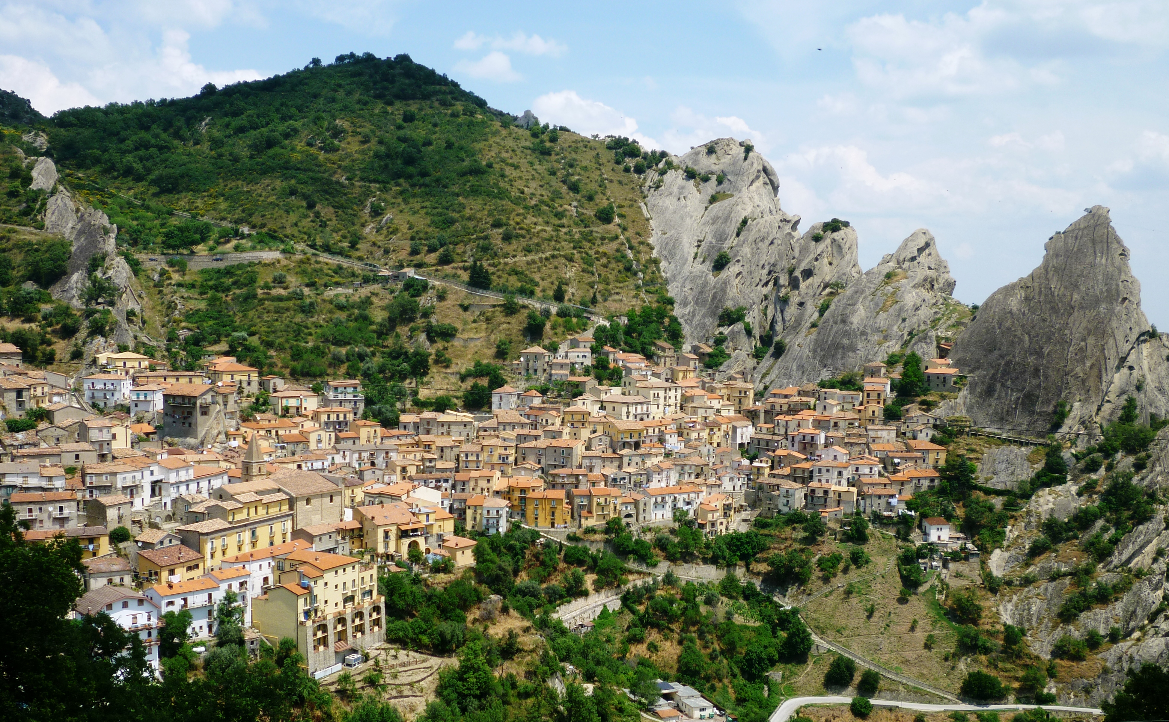 Notes from Castelmezzano Slow: A Travel Diary — Castelmezzano, Italy travel guide