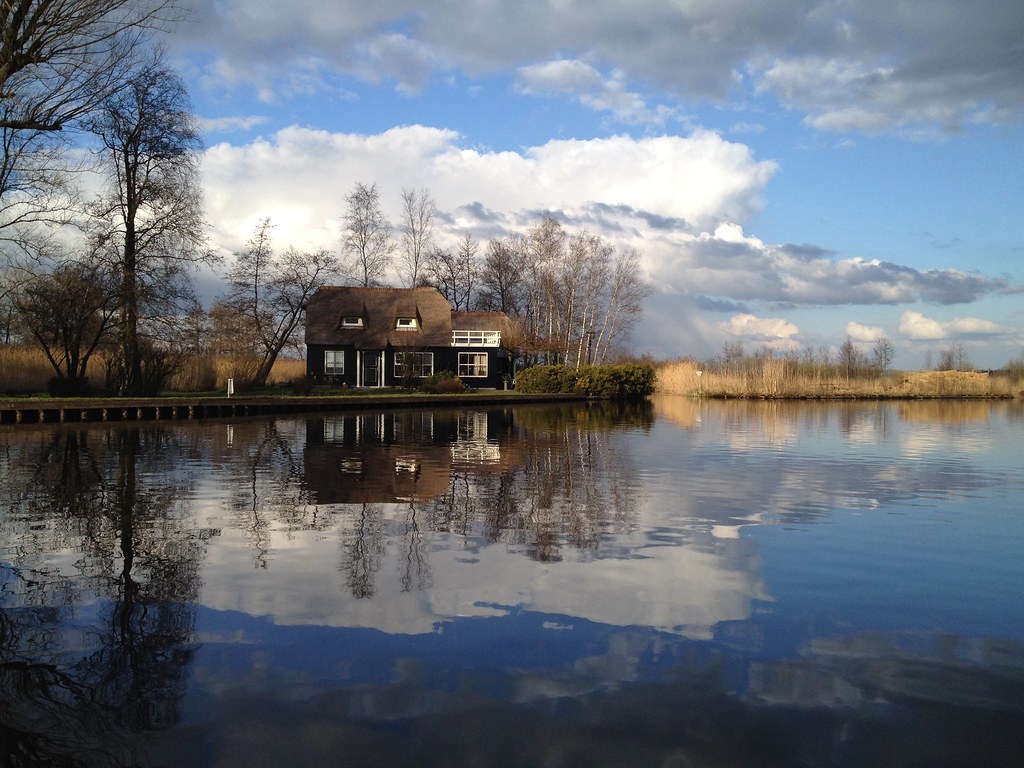 Notes from Giethoorn Slow: A Travel Diary — Giethoorn, Netherlands travel guide