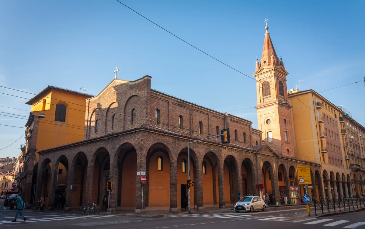 Notes from Bologna: Streets, Light and Slow Mornings — Bologna travel guide