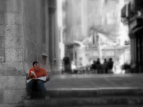 Notes from Valencia: Streets, Light and Slow Mornings