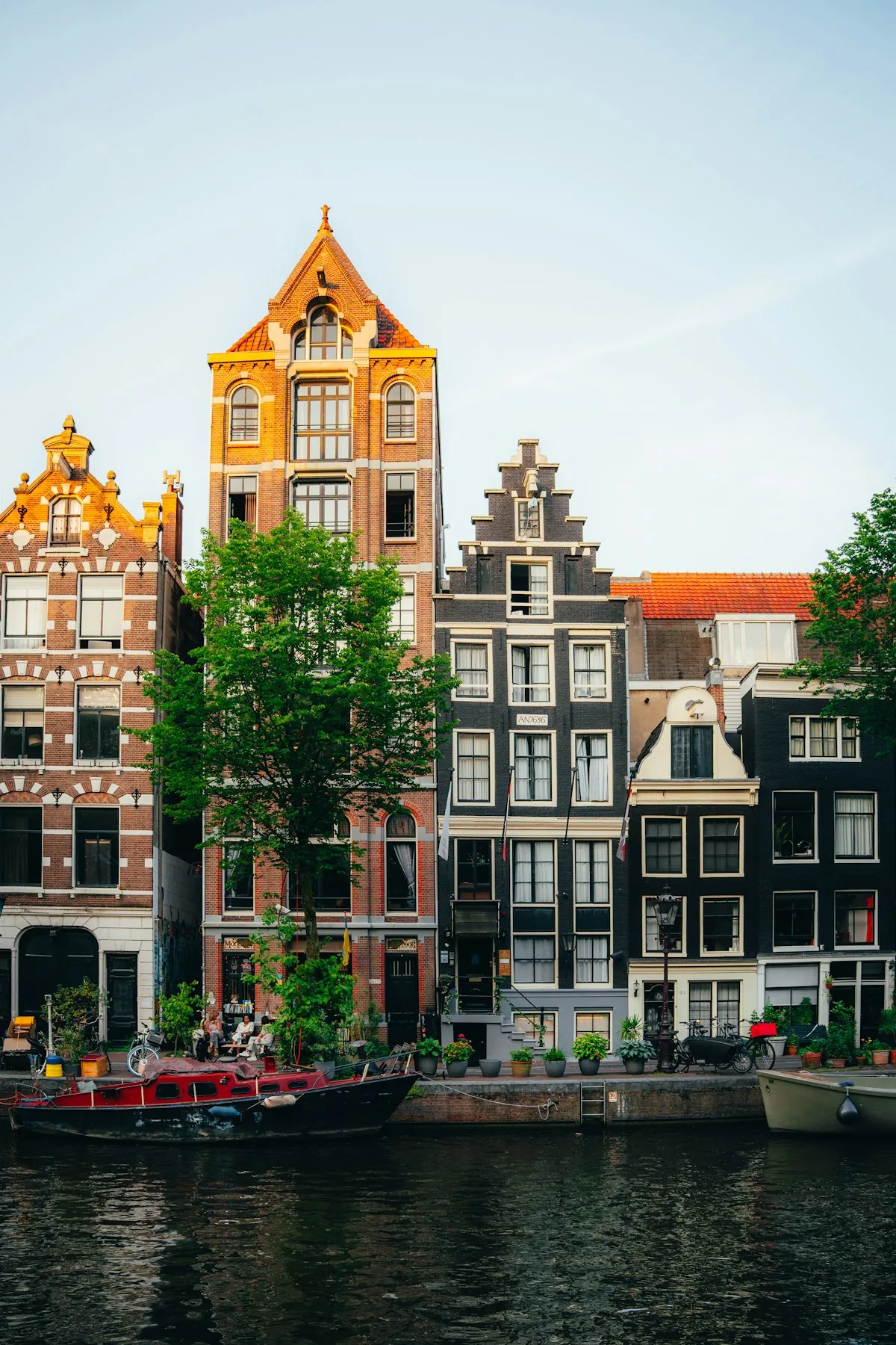 Notes from Amsterdam: Streets, Light and Slow Mornings — Amsterdam travel guide