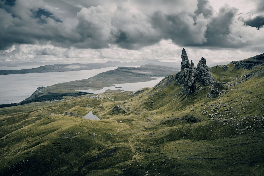 Scotland Travel Diary: Ten Days from Edinburgh to Skye